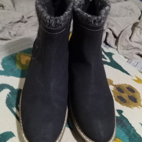 ⭐NWT BLACK VEGAN PULL ON WARM BOOTS WOMEN'S SHOES SIZE 9.5 MOTO BOOTIES - Picture 10 of 10